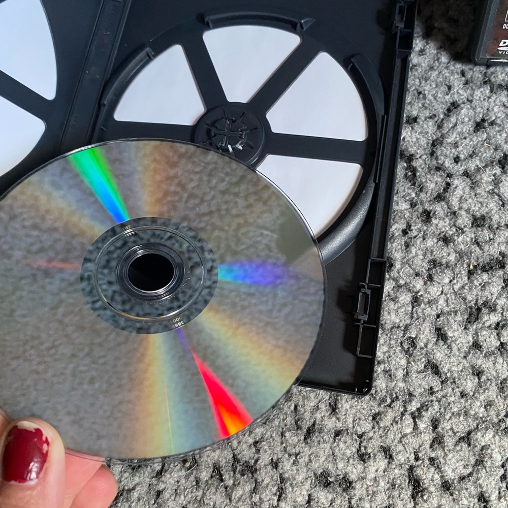 DVD  Bundle - Picture 4 of 10